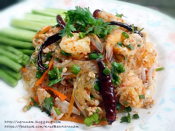   ลาบวุ้นเส้นรวมมิตร ลดความอ้วนกับเมนูสุดแซบ