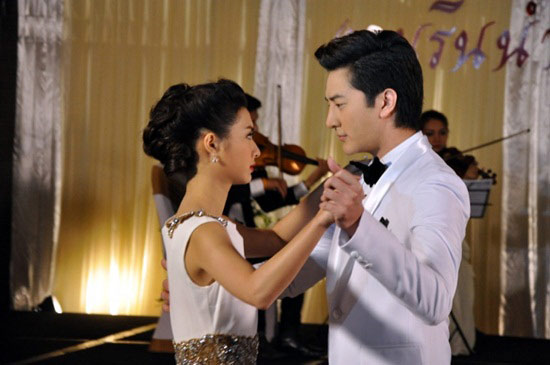  เรื่องย่อละครรักออกฤทธิ์