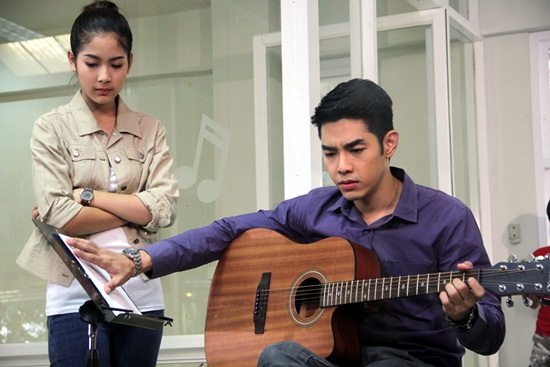  เรื่องย่อละคร หัวใจใกล้รุ่ง