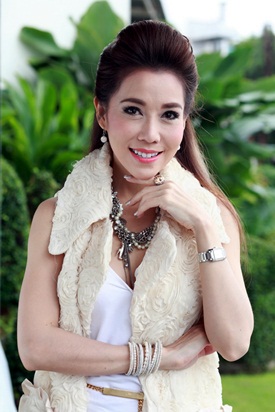 เรื่องย่อละครหนีก็ล่า ซ่าก็รัก