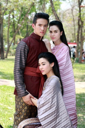   เรื่องย่อละครข้าบดินทร์