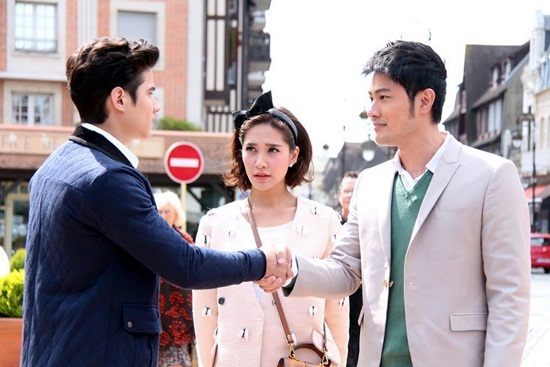 เรื่องย่อละคร มาดามดัน