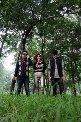  วง Flavour ปล่อย ผี ป่วนกองมิวสิควิดีโอ