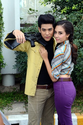  เพลงรักผาปืนแตก