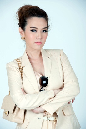 ต้นรักริมรั้ว