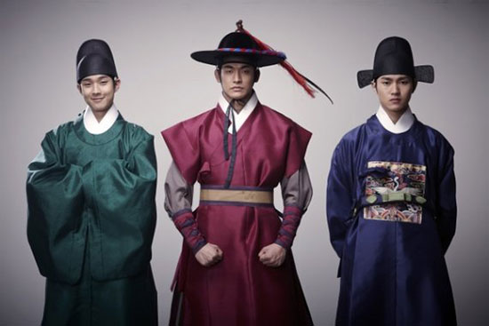 ตามหาหัวใจเจ้าชายหลงยุค Rooftop Prince
