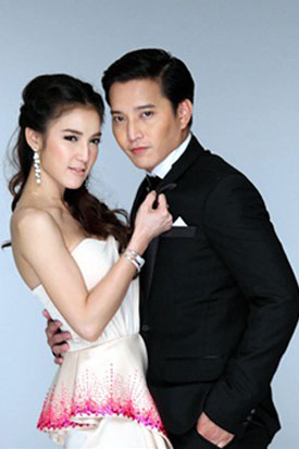 รถไฟ เรือ เมล์ ลิเก กองถ่าย