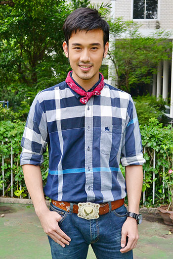 ท็อป เทวินทร์ สุรเชิดเกียรติ์ 