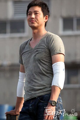 สืบ แสบ ซ่า ล่าครบสูตร (The Fugitive Plan B)