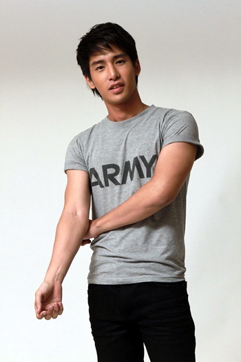 ลูกไม้หลากสี