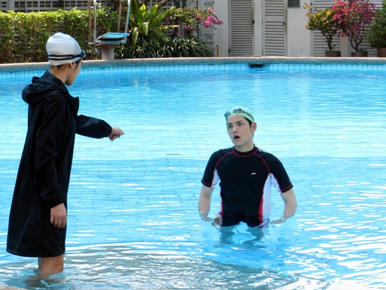  เรื่องย่อละครคู่ปรับสลับร่าง