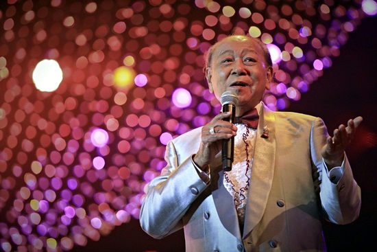  คอนเสิร์ตกล่อมกรุง ครวญเพลงไพเราะ สมเกียรติตำนานเพลงลูกกรุง