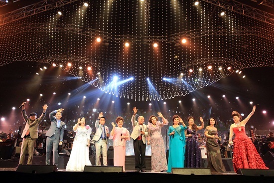  คอนเสิร์ตกล่อมกรุง ครวญเพลงไพเราะ สมเกียรติตำนานเพลงลูกกรุง 