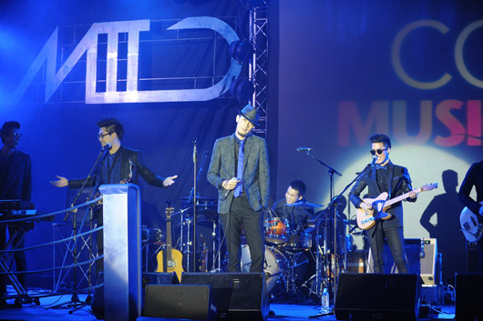 cool music alive