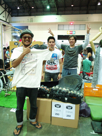 T-Shirt festival 8 (T – SHIRT 8)