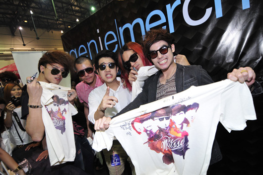 T-Shirt festival 8 (T – SHIRT 8)
