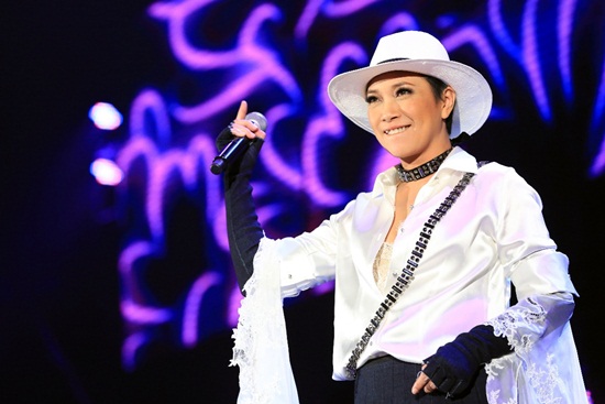 เซเว่น seven