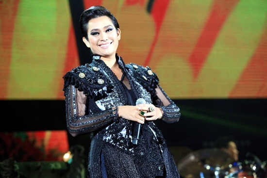 เซเว่น seven