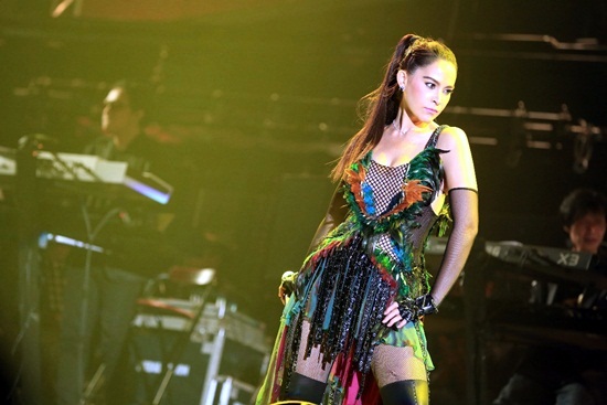 เซเว่น seven