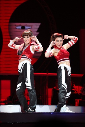 คอนเสิร์ต ปาร์ตี้รียูเนี่ยน