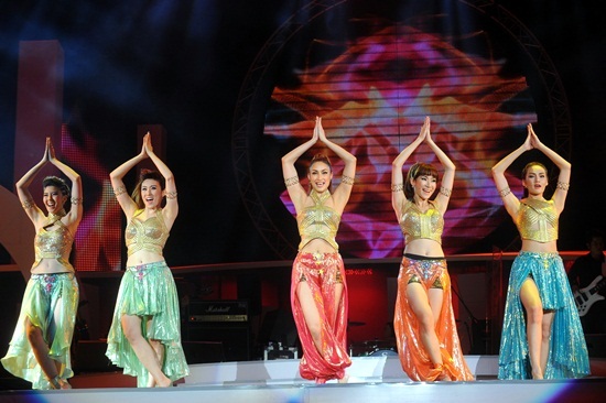 คอนเสิร์ต ปาร์ตี้รียูเนี่ยน