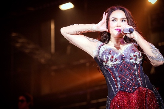 เซเว่น seven