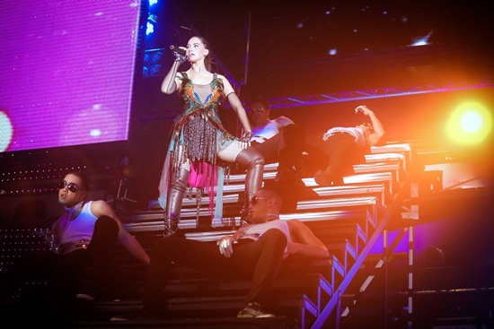 เซเว่น seven