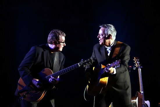Tommy Emmanuel & Martin Taylor Live In Bangkok