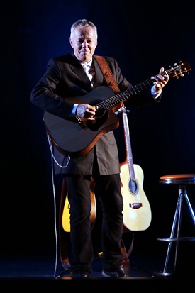  Tommy Emmanuel & Martin Taylor Live In Bangkok