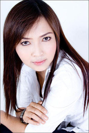 ฟ้า นันทนา