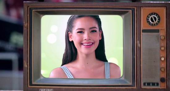 ดิม แจ๊ป แกน ดี๊ด๊า ประกบ ญาญ่า ลงเพลงพิเศษ อยากบอกรัก