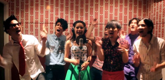 ดิม แจ๊ป แกน ดี๊ด๊า ประกบ ญาญ่า ลงเพลงพิเศษ อยากบอกรัก