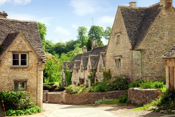  เยี่ยมชม Bibury Village หมู่บ้านที่สวยที่สุดในอังกฤษ