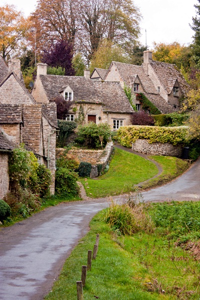  เยี่ยมชม Bibury Village หมู่บ้านที่สวยที่สุดในอังกฤษ