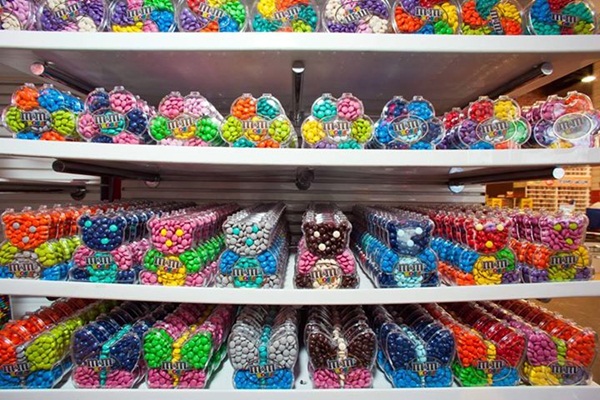 M&M\'s เซี่ยงไฮ้ ช็อปของคนรักช็อกโกแลตแห่งแรกในเอเชีย