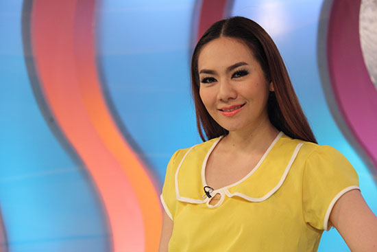 ฝน นันทกา แฮปปี้นั่งแท่นพิธีกร ไนน์เอ็นฯ 10 ปีเต็ม