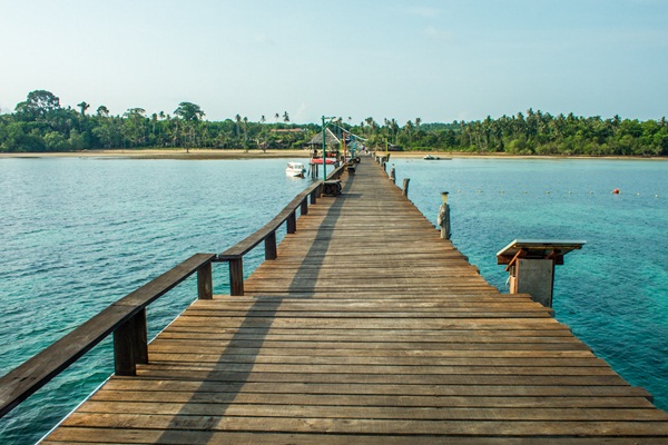  4 วัน 3 คืน เที่ยวเกาะช้าง เกาะหมาก เกาะขาม ในงบ 3,500