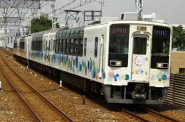  ญี่ปุ่นเปิดตัวรถไฟขบวนพิเศษ เอาใจคอแอนิเมะสุดอาโนเนะ
