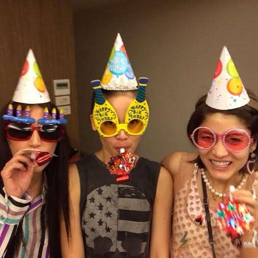 มิ้นต์ ชาลิดา มาร์กี้ ราศรี เซอร์ไพรส์วันเกิด ญาญ่า อุรัสยา น่ารักอ่ะ