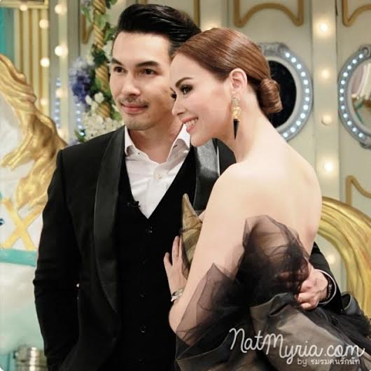 นัท อั้ม
