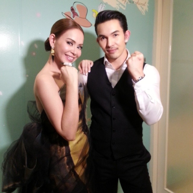 นัท อั้ม