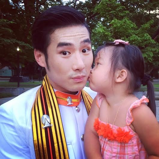 ภัทร ฉัตรบริรักษ์ สุดปลื้มซ้อมใหญ่รับปริญญา คณะครุศาสตร์ จุฬาฯ