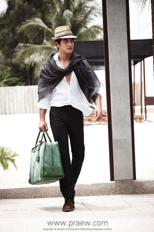 แอฟ-สงกรานต์ ถ่ายแฟชั่นหวาน ๆ บนปกแพรว