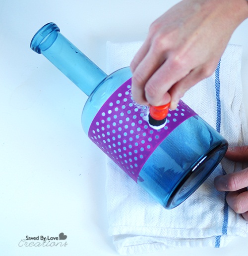  DIY โคมไฟจากขวดแก้ว ดื่มหมดแล้วก็แต่งบ้านต่อได้
