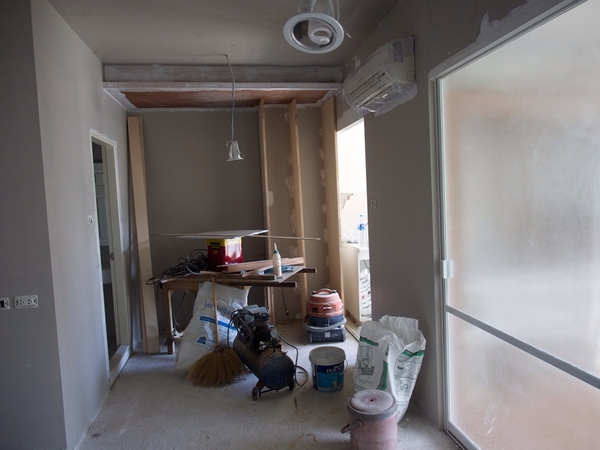 แต่งคอนโดสไตล์ Loft โชว์ปูนขัดมันเท่ ๆ