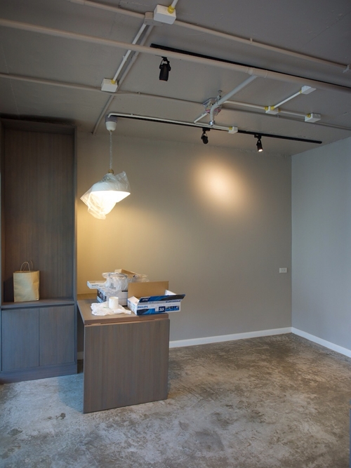 แต่งคอนโดสไตล์ Loft โชว์ปูนขัดมันเท่ ๆ
