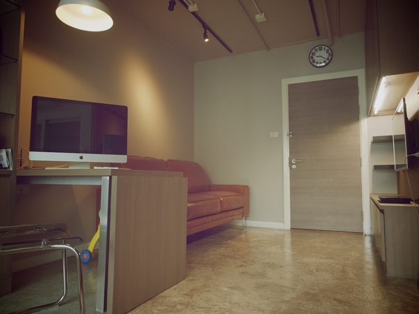 แต่งคอนโดสไตล์ Loft โชว์ปูนขัดมันเท่ ๆ