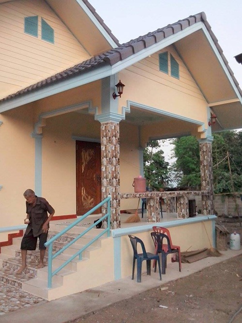 สร้างบ้านใหม่หลังน้อยให้ตายาย เป็นบ้านชั้นเดียวแสนอบอุ่น