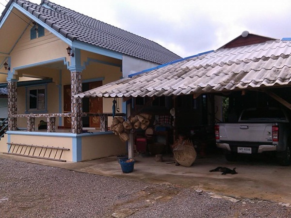 สร้างบ้านใหม่หลังน้อยให้ตายาย เป็นบ้านชั้นเดียวแสนอบอุ่น