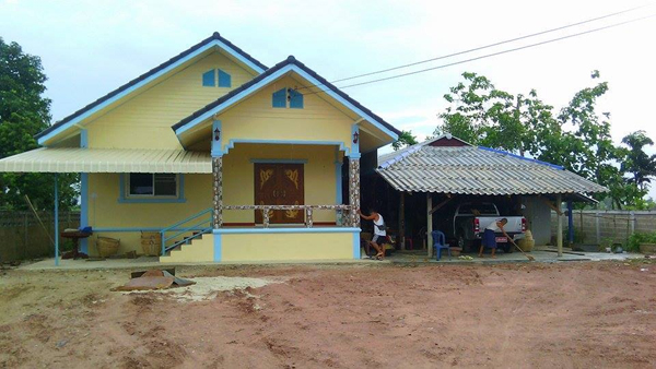 สร้างบ้านใหม่หลังน้อยให้ตายาย เป็นบ้านชั้นเดียวแสนอบอุ่น